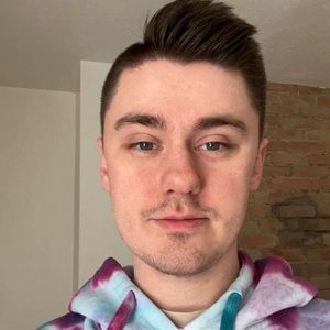 Meet your Posher, Eric